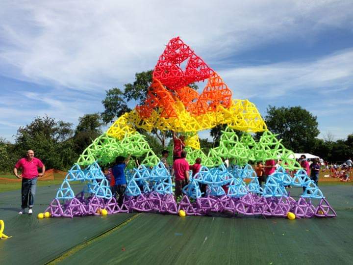 Guinness world records title attempt giant balloon sierpinski tetrahedron gwr family maths workshop st albans